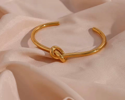 Brazalete nudo