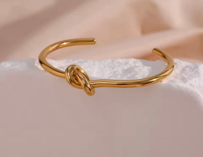 Brazalete nudo